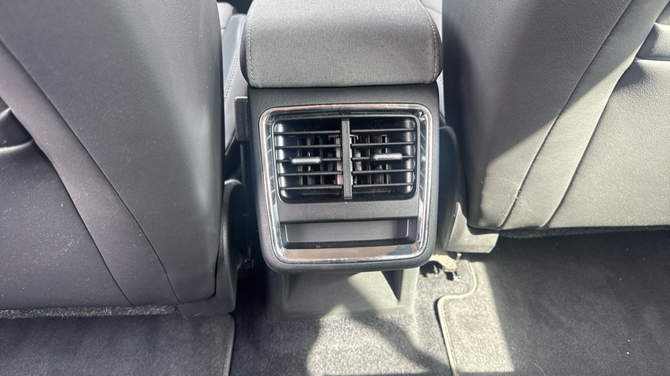 Skoda Enyaq 132kW 60 ecoSuite 62kWh 5dr Auto [120kW] Electric Estate - Image 44