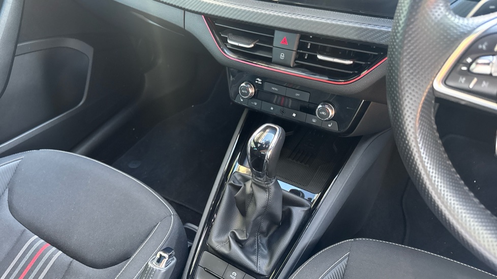 Skoda Kamiq 1.0 TSI Monte Carlo Edition 5dr DSG Petrol Hatchback - Image 14