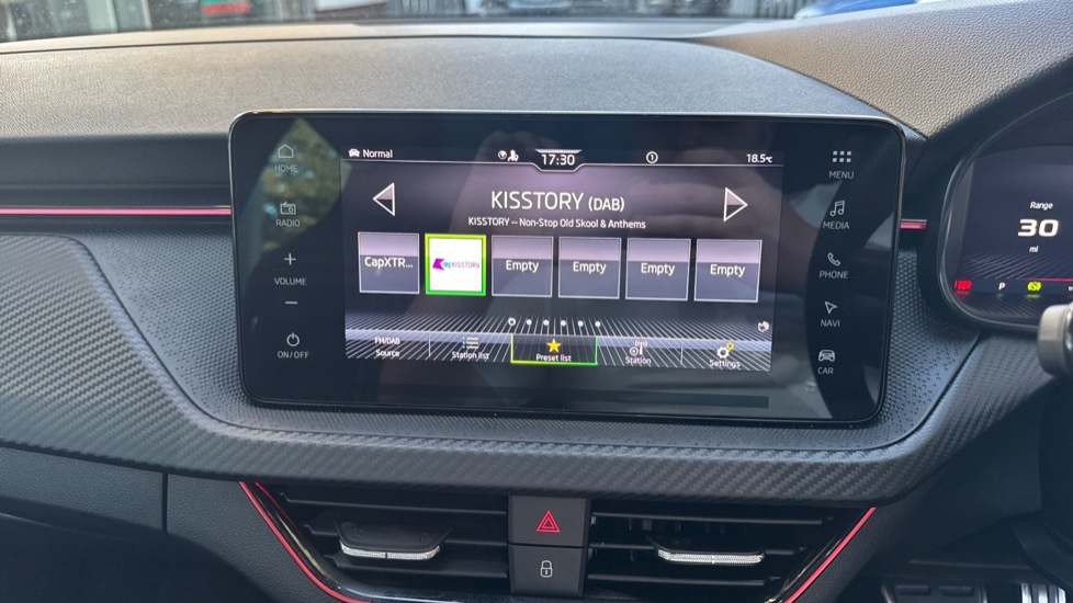 Skoda Kamiq 1.0 TSI Monte Carlo Edition 5dr DSG Petrol Hatchback - Image 27