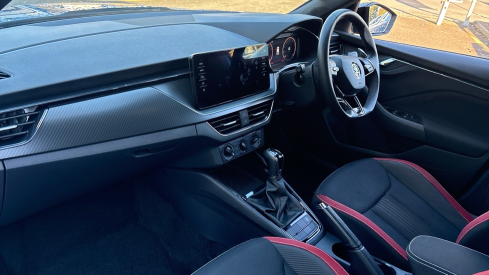Skoda Kamiq 1.5 TSI Monte Carlo 5dr DSG Petrol Hatchback - Image 2