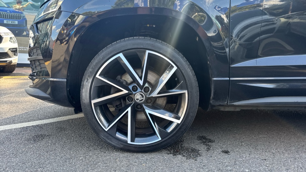 Skoda Karoq 1.5 TSI Sport Line 5dr DSG Petrol Estate - Image 5