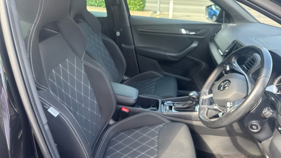 Skoda Karoq 1.5 TSI Sport Line 5dr DSG Petrol Estate - Image 15