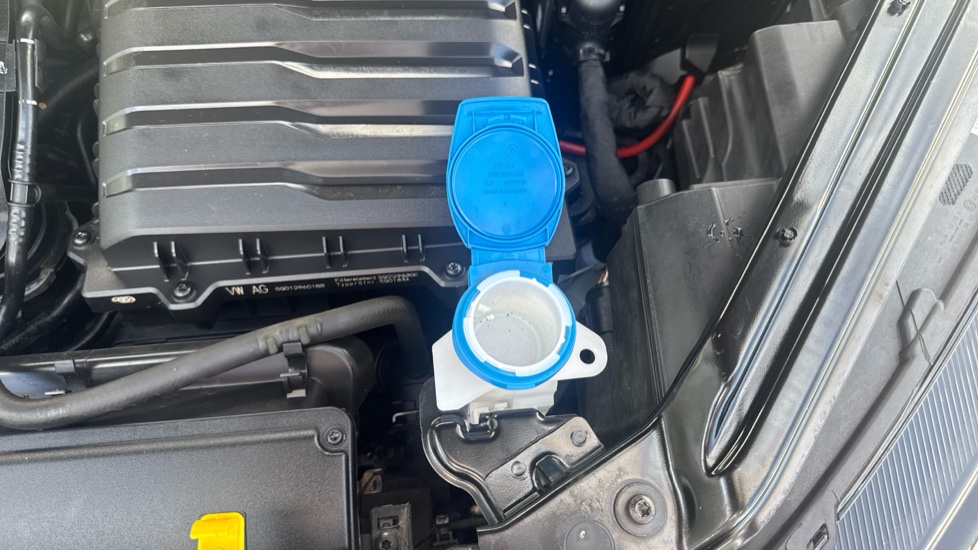 Skoda Karoq 1.5 TSI Sport Line 5dr DSG Petrol Estate - Image 36