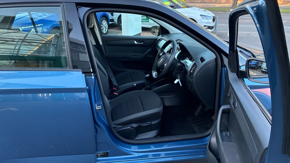 Skoda Fabia 1.0 TSI Colour Edition 5dr Petrol Hatchback - Image 15