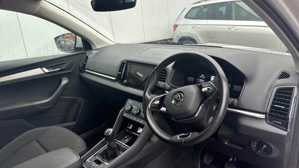 Skoda Karoq 2.0 TDI SE Drive 5dr Diesel Estate - Image 6