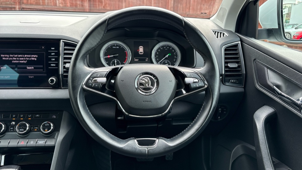 Skoda Karoq 1.5 TSI SE Drive 5dr DSG Petrol Estate - Image 10