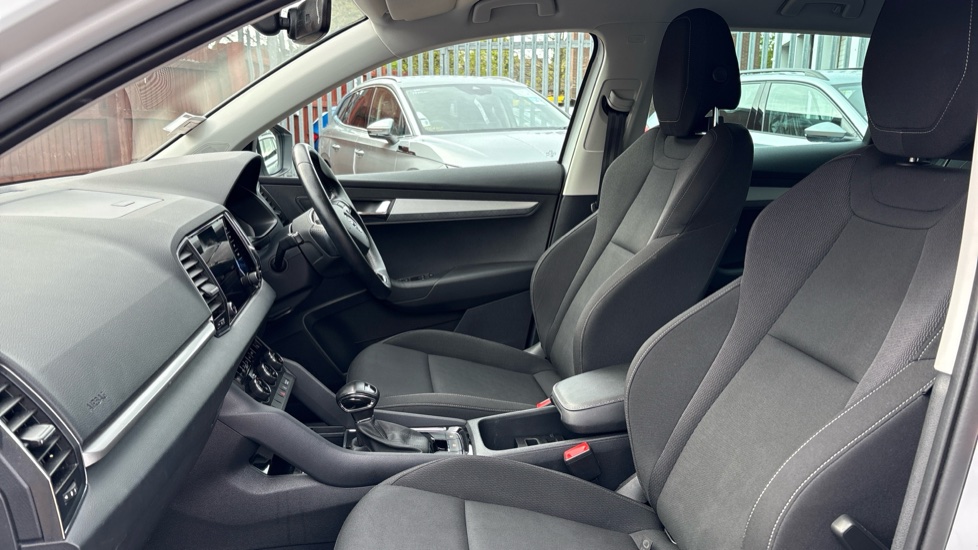 Skoda Karoq 1.5 TSI SE Drive 5dr DSG Petrol Estate - Image 22
