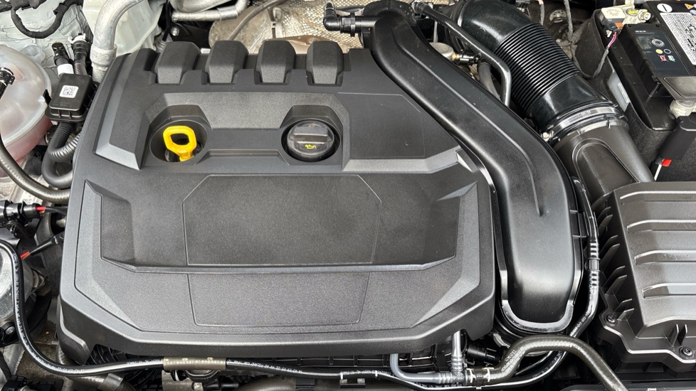 Skoda Karoq 1.5 TSI SE Drive 5dr DSG Petrol Estate - Image 37