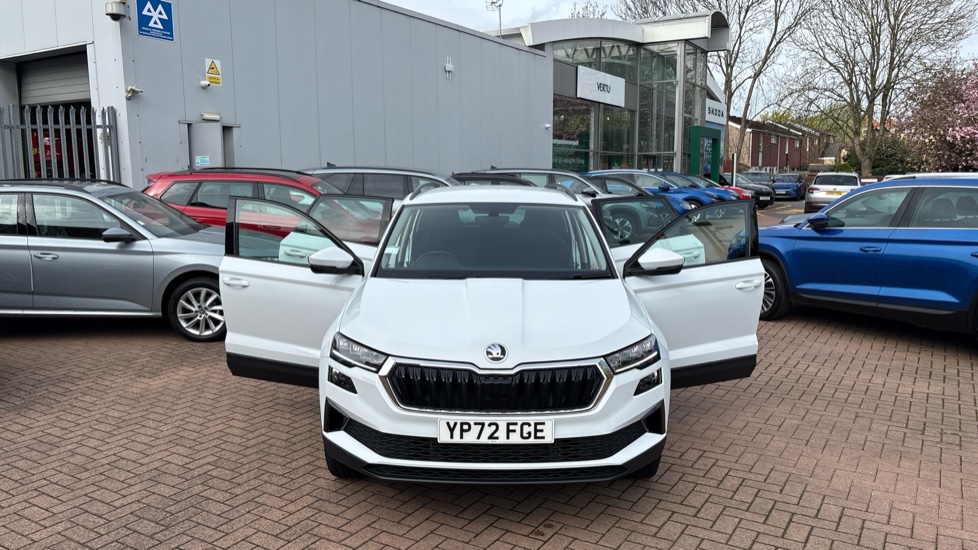 Skoda Karoq 1.5 TSI SE Drive 5dr DSG Petrol Estate - Image 41