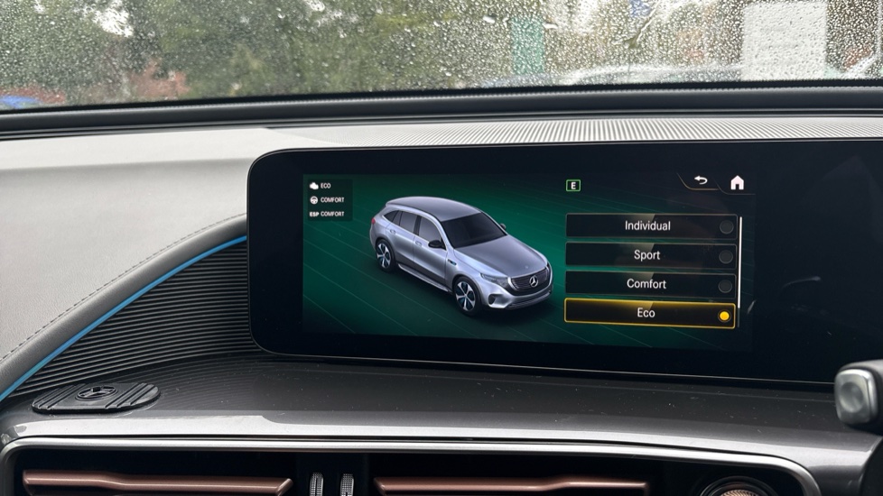 Mercedes-Benz EQC 400 300kW AMG Line Edition 80kWh 5dr Auto Electric Estate - Image 29