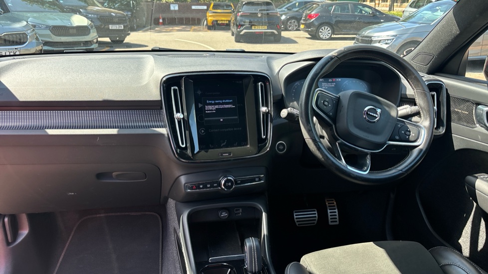Volvo XC40 1.5 T3 [163] R DESIGN 5dr Geartronic Petrol Estate - Image 10