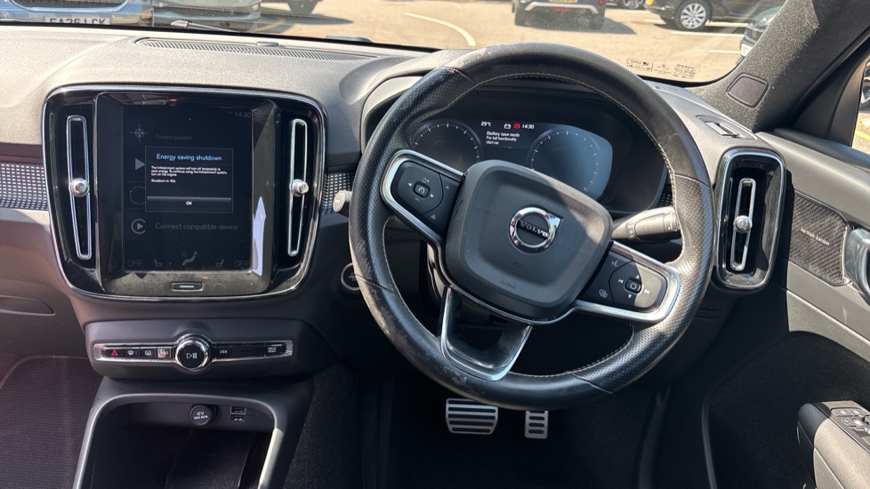 Volvo XC40 1.5 T3 [163] R DESIGN 5dr Geartronic Petrol Estate - Image 11