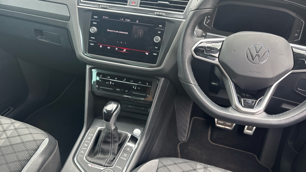 Volkswagen Tiguan 2.0 TSI 4Motion R-Line 5dr DSG Petrol Estate - Image 14