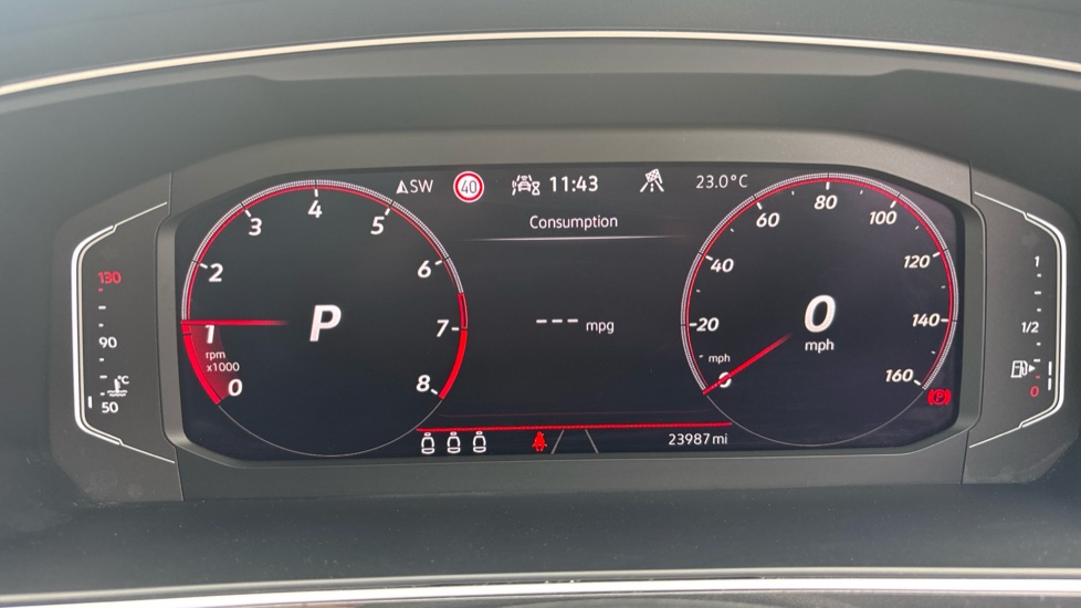 Volkswagen Tiguan 2.0 TSI 4Motion R-Line 5dr DSG Petrol Estate - Image 18