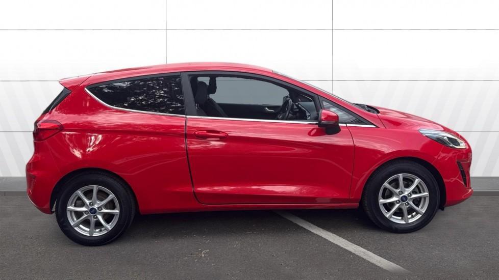 Ford Fiesta 1.0 EcoBoost Zetec 3dr Petrol Hatchback - Image 5