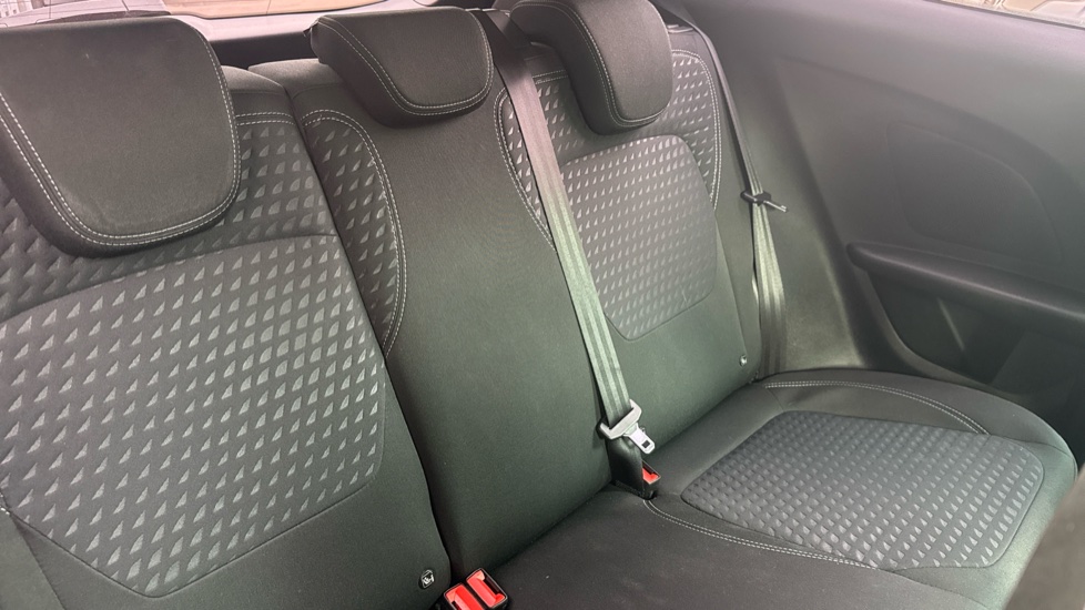 Ford Fiesta 1.0 EcoBoost Zetec 3dr Petrol Hatchback - Image 15