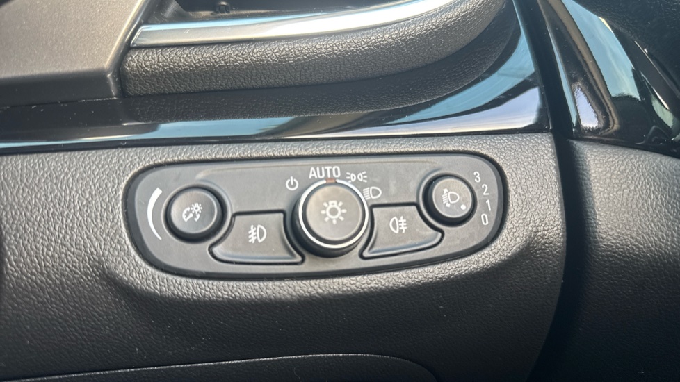 Vauxhall Mokka X 1.4T Design Nav 5dr Auto Petrol Hatchback - Image 23