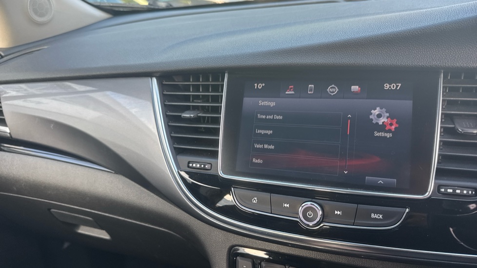 Vauxhall Mokka X 1.4T Design Nav 5dr Auto Petrol Hatchback - Image 30