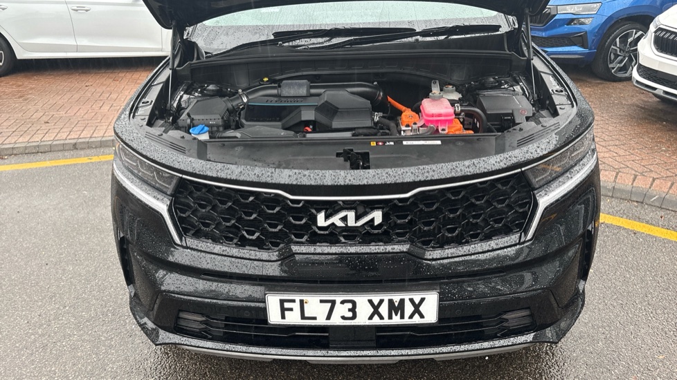 Kia Sorento 1.6 T-GDi HEV Vision 5dr Auto Hybrid Station Wagon - Image 8