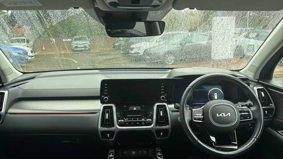 Kia Sorento 1.6 T-GDi HEV Vision 5dr Auto Hybrid Station Wagon - Image 10