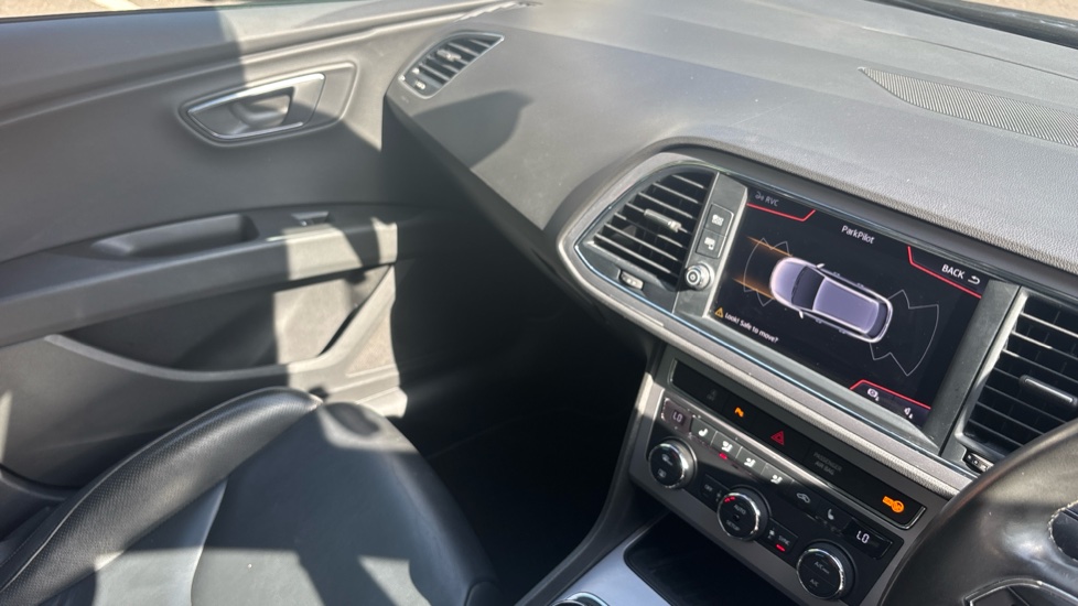 SEAT Leon 1.5 TSI EVO Xcellence Lux [EZ] 5dr Petrol Estate - Image 31
