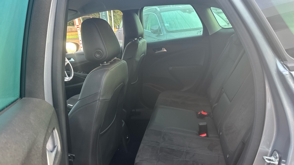 Vauxhall Crossland 1.2 Turbo [130] Ultimate 5dr Petrol Hatchback - Image 16