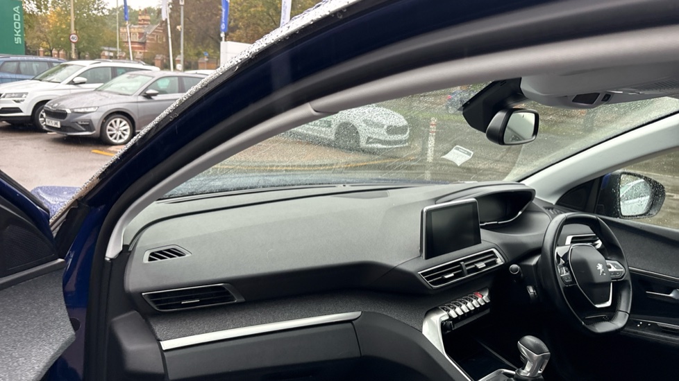Peugeot 3008 1.5 BlueHDi Allure 5dr Diesel Estate - Image 9