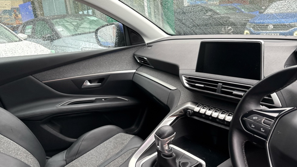 Peugeot 3008 1.5 BlueHDi Allure 5dr Diesel Estate - Image 14