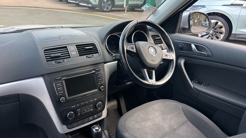 Skoda Yeti 1.2 TSI SE 5dr DSG Petrol Estate - Image 10