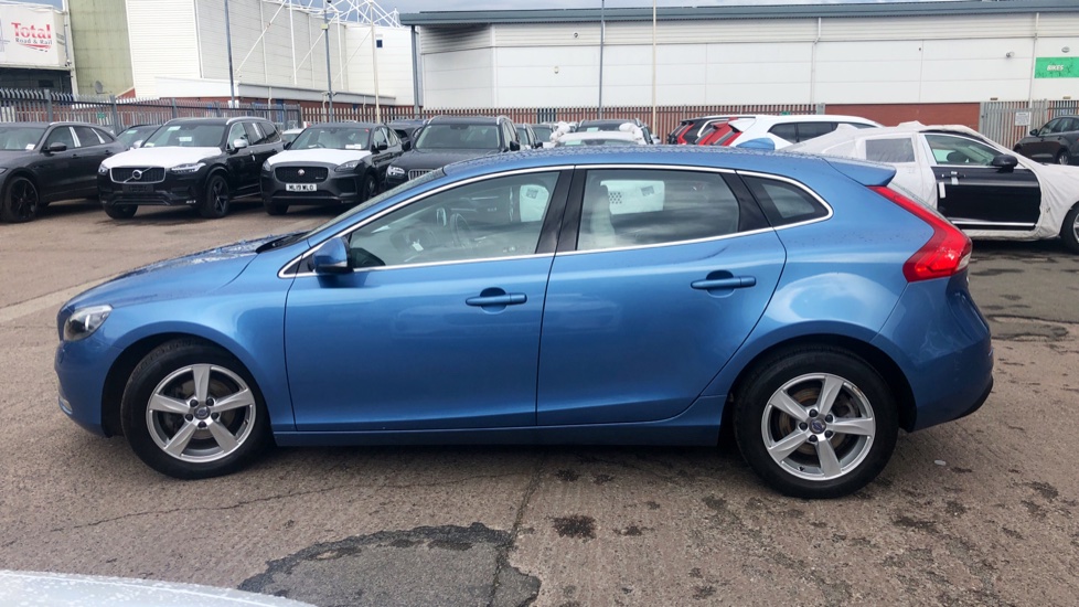 Volvo V40 Blue Manual Auction DealerPX