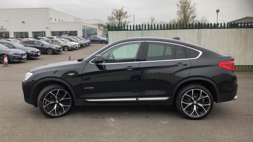 Bmw x4 black