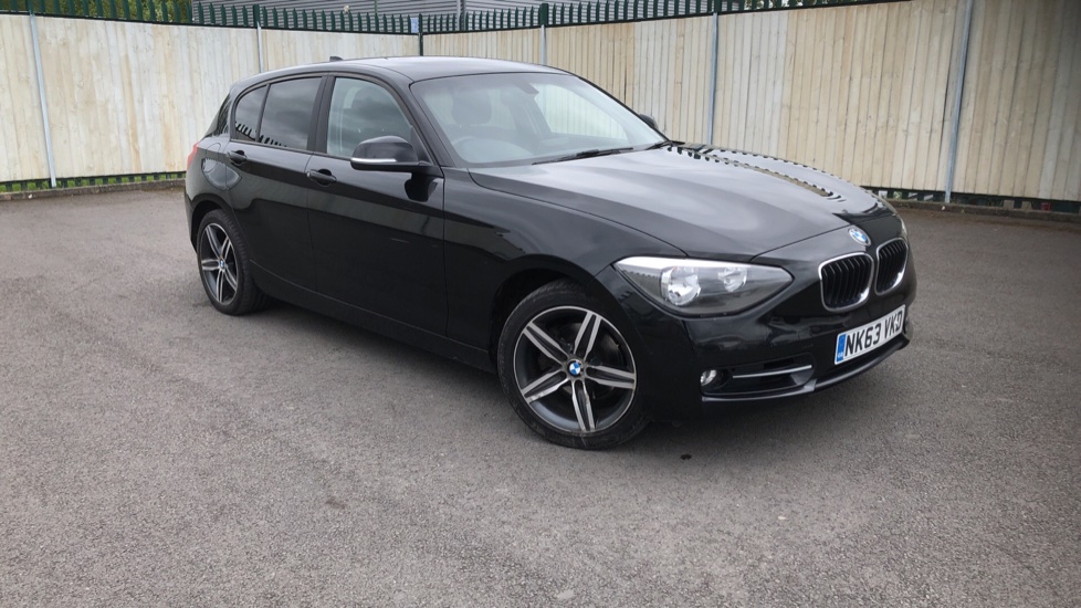 BMW 1 Series Black Manual Auction | DealerPX