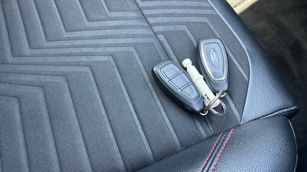 Ford Puma 1.0 EcoBoost Hybrid mHEV 155 ST-Line X 5dr Petrol Hatchback - Image 20