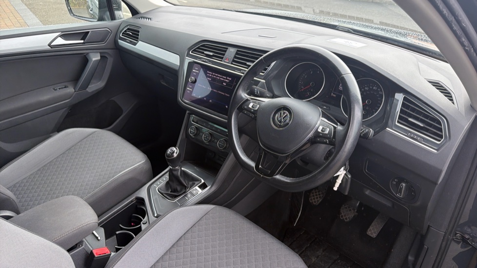 Volkswagen Tiguan 1.5 TSi EVO 150 Match 5dr Petrol Estate - Image 11