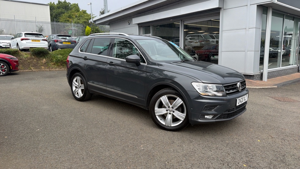 Volkswagen Tiguan 1.5 TSi EVO 150 Match 5dr Petrol Estate - Image 25