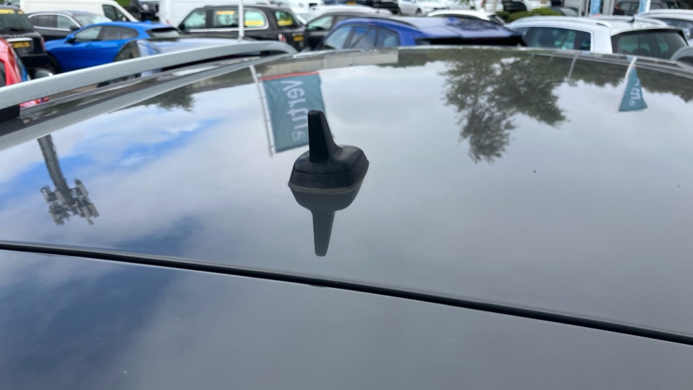 Volkswagen Tiguan 1.5 TSi EVO 150 Match 5dr Petrol Estate - Image 43