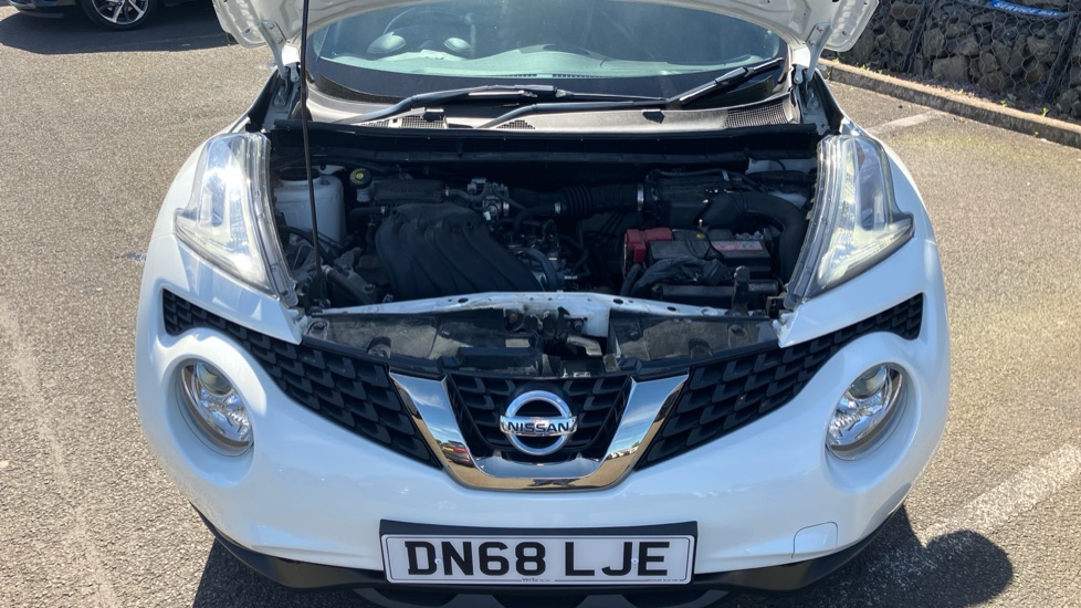 Nissan Juke 1.6 [112] Tekna 5dr [Bose] Petrol Hatchback - Image 8
