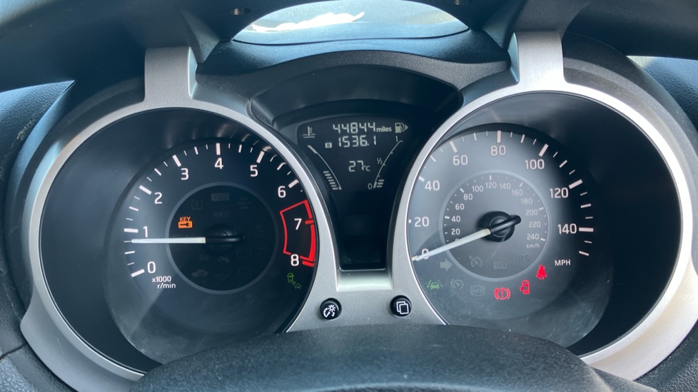 Nissan Juke 1.6 [112] Tekna 5dr [Bose] Petrol Hatchback - Image 18