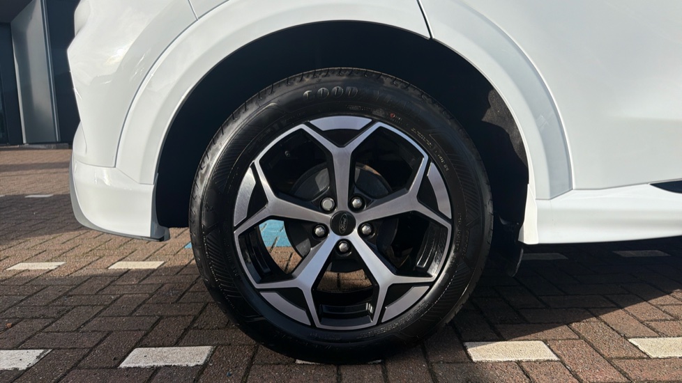 Ford Puma 1.0 EcoBoost Hybrid mHEV ST-Line 5dr Petrol Hatchback - Image 7