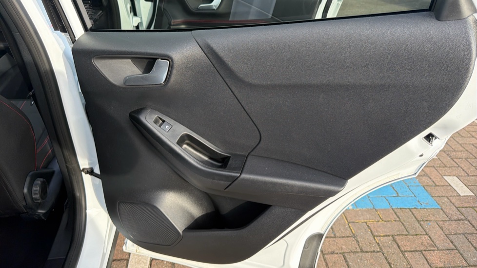 Ford Puma 1.0 EcoBoost Hybrid mHEV ST-Line 5dr Petrol Hatchback - Image 26