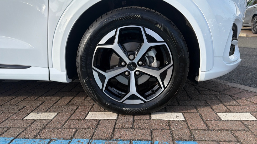 Ford Puma 1.0 EcoBoost Hybrid mHEV ST-Line 5dr Petrol Hatchback - Image 30
