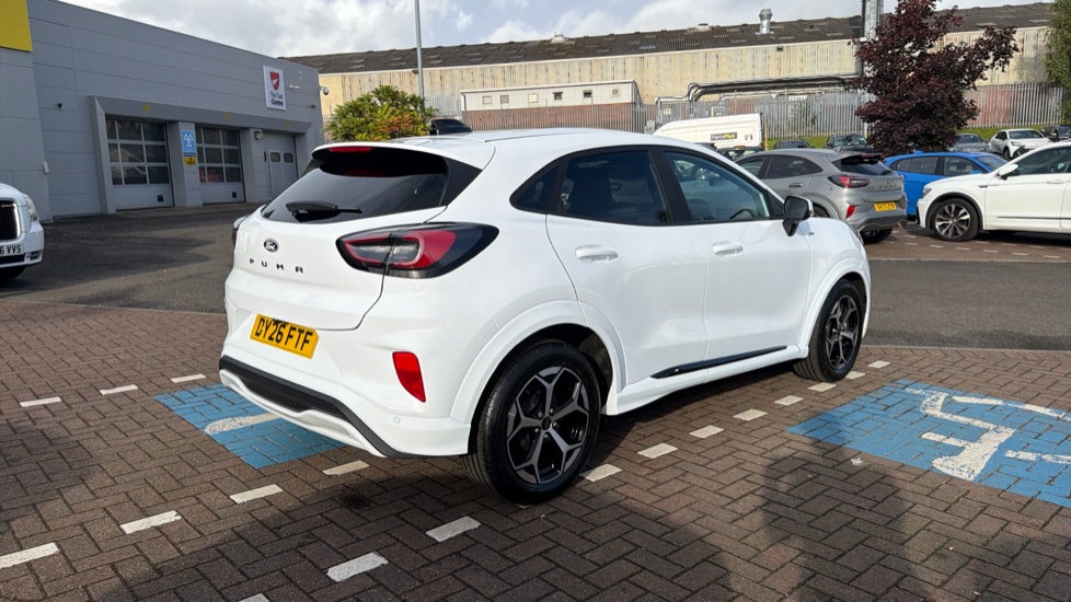 Ford Puma 1.0 EcoBoost Hybrid mHEV ST-Line 5dr Petrol Hatchback - Image 34