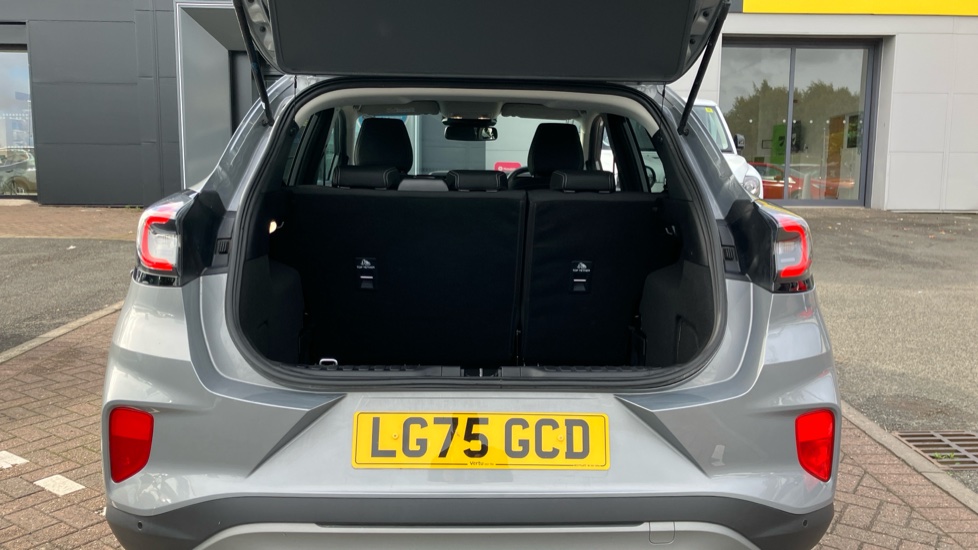 Ford Puma 1.0 EcoBoost Hybrid mHEV Titanium 5dr Petrol Hatchback - Image 4