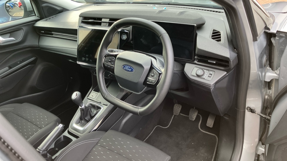 Ford Puma 1.0 EcoBoost Hybrid mHEV Titanium 5dr Petrol Hatchback - Image 9