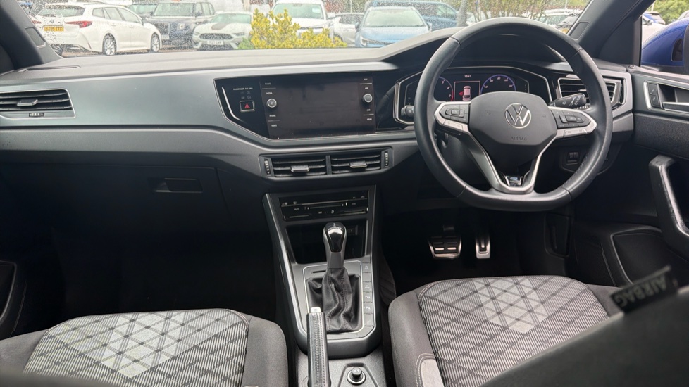 Volkswagen Taigo 1.5 TSI 150 R-Line 5dr DSG Petrol Hatchback - Image 10