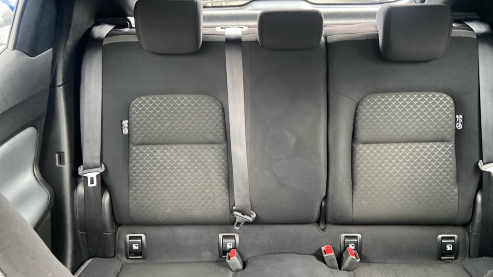 Nissan Juke 1.0 DiG-T N-Connecta 5dr Petrol Hatchback - Image 15