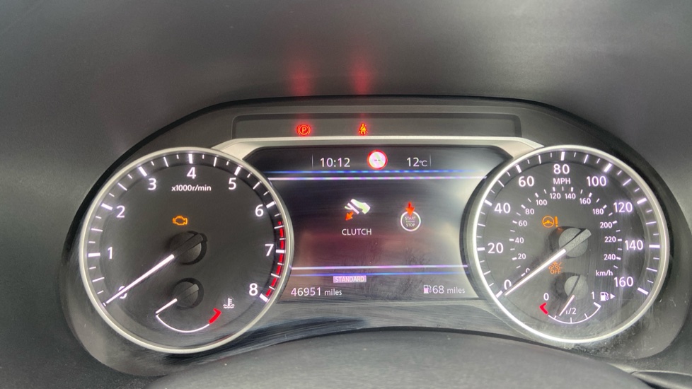 Nissan Juke 1.0 DiG-T N-Connecta 5dr Petrol Hatchback - Image 18