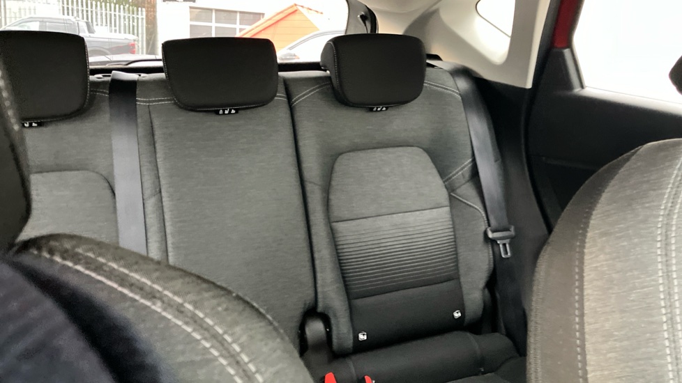 Renault Captur 1.0 TCE 100 Iconic 5dr Petrol Hatchback - Image 15