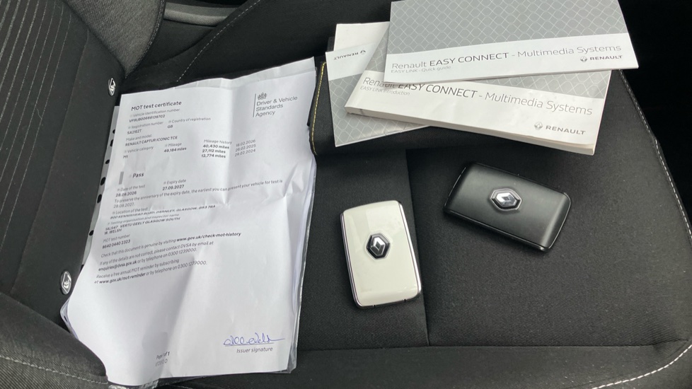 Renault Captur 1.0 TCE 100 Iconic 5dr Petrol Hatchback - Image 19