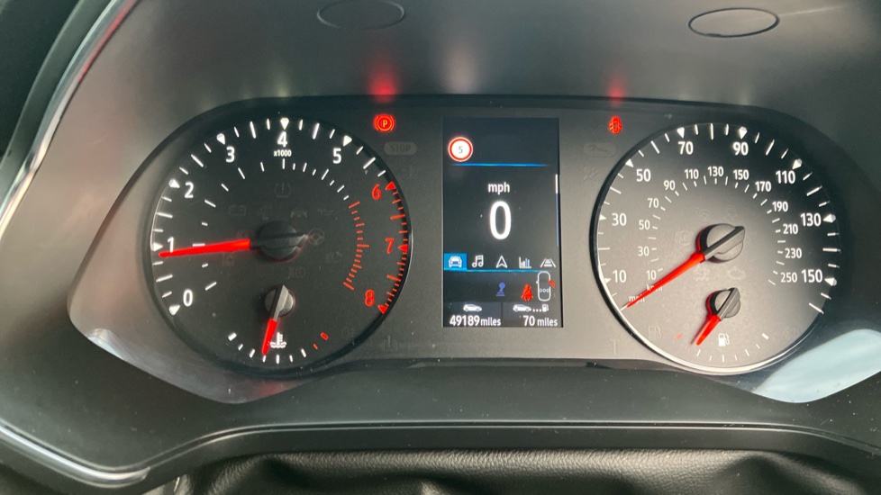 Renault Captur 1.0 TCE 100 Iconic 5dr Petrol Hatchback - Image 36